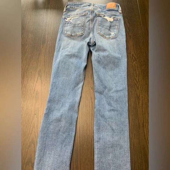 American Eagle distressed jeans - Picture 4 of 7